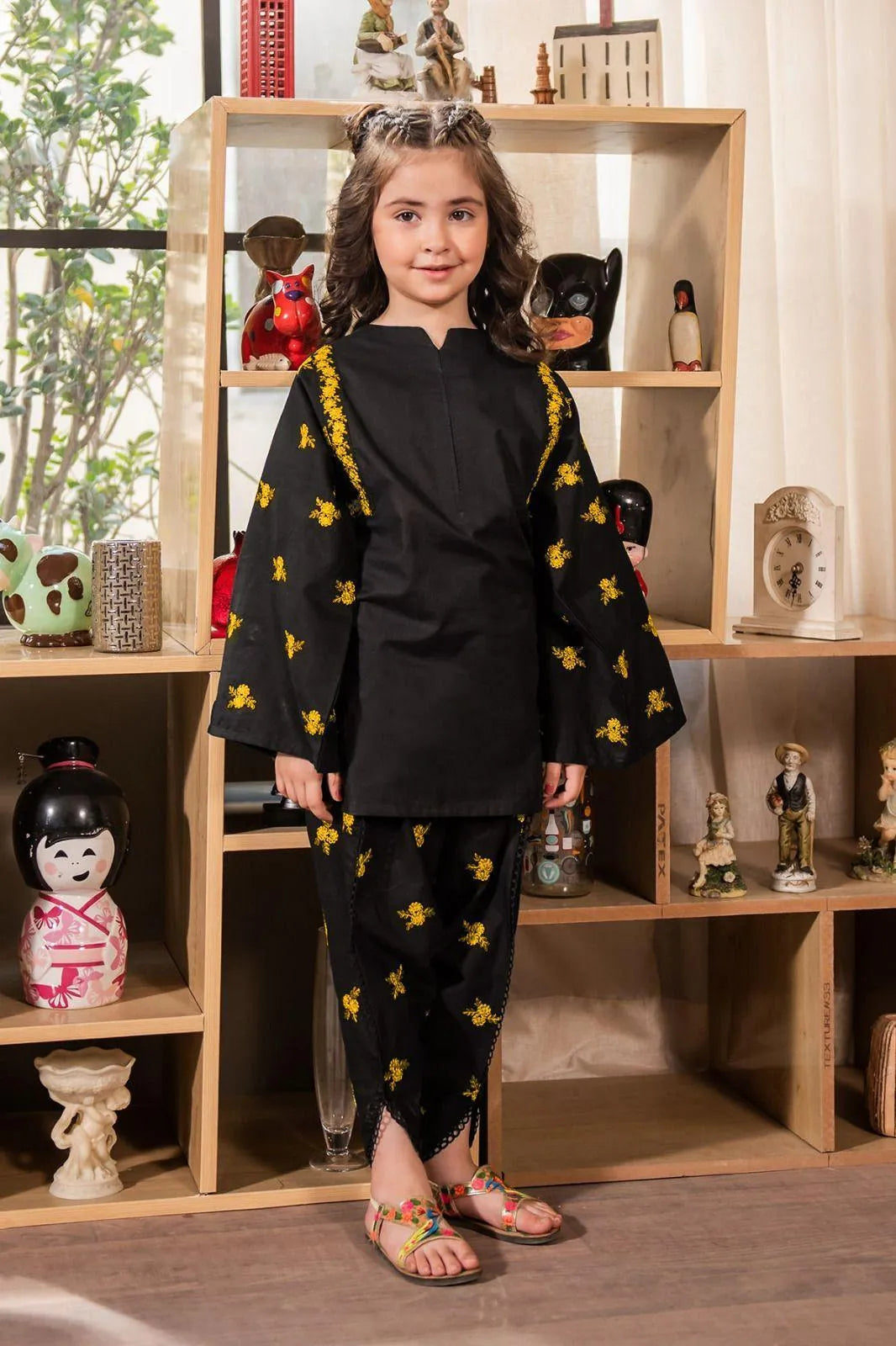 Girl's Cotton Embroidered Kurta And Pajama