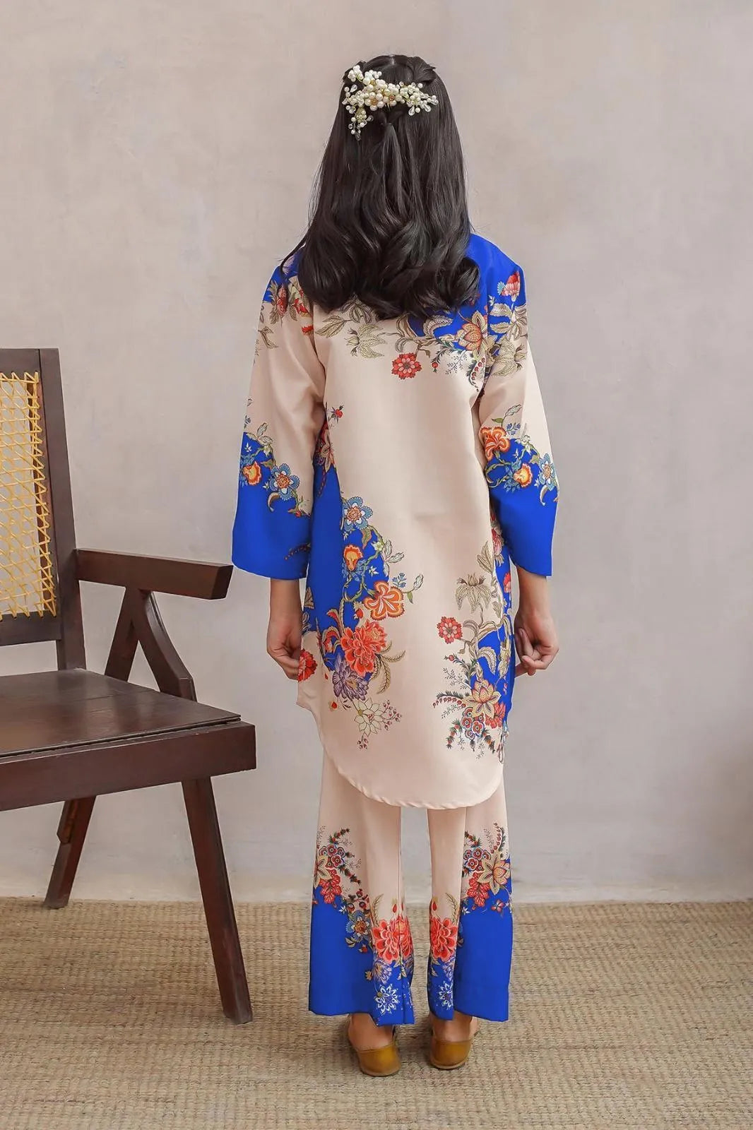 Girl's Lawn Printed Kurta And Pajama